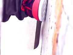 xuexiaowcqianfupeep Seductive Japanese Temptress in Stockings Delivers Unforgettable Handjob