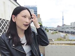 XVT-022 Sizzling Japanese Teen's Beachside Solo Big Ass Showdown!