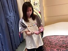 EtGb46Q5 Irresistible Teen Lures You In With Sultry Seduction Tactics