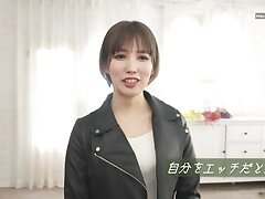 DLDSS-098 Cute Asian Beauty Receives Passionate Penetration from Muscular Man