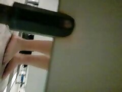 Voyeur_Piscine_3 Seductive Japanese Matriarch Expertly Satisfies with Deep Throat