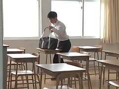 MIAA-340 Adorable Teen's Toy Play A Seductive Solo Adventure