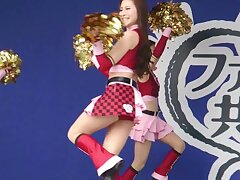 41102 Passionate Dark-Haired Japanese Teen Delivers Sultry Blowjob Pleasure