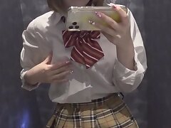 831tojk233 Japanese AV Star With Big Bum Rides His Cock Roughly